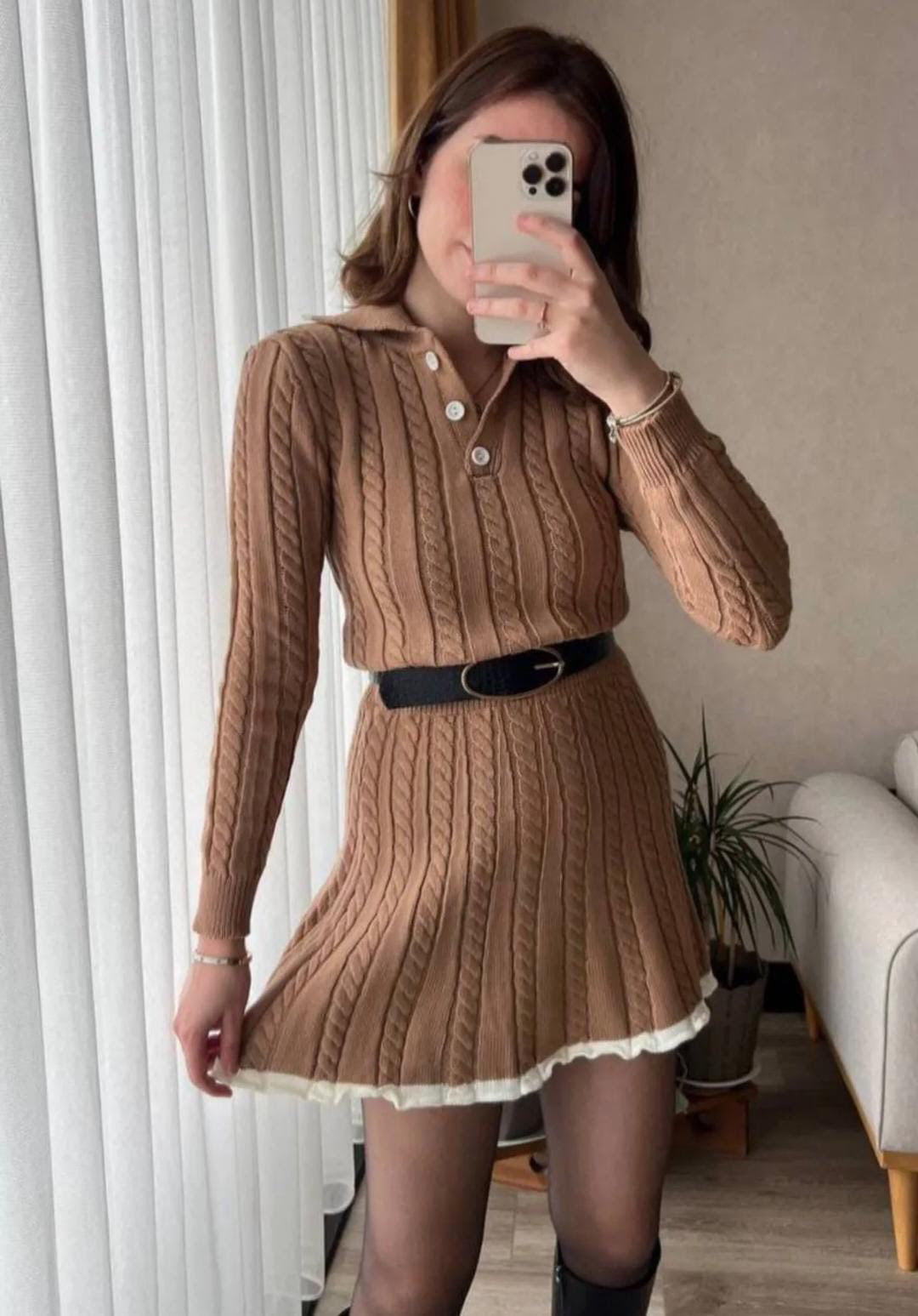 Woollen skirt set