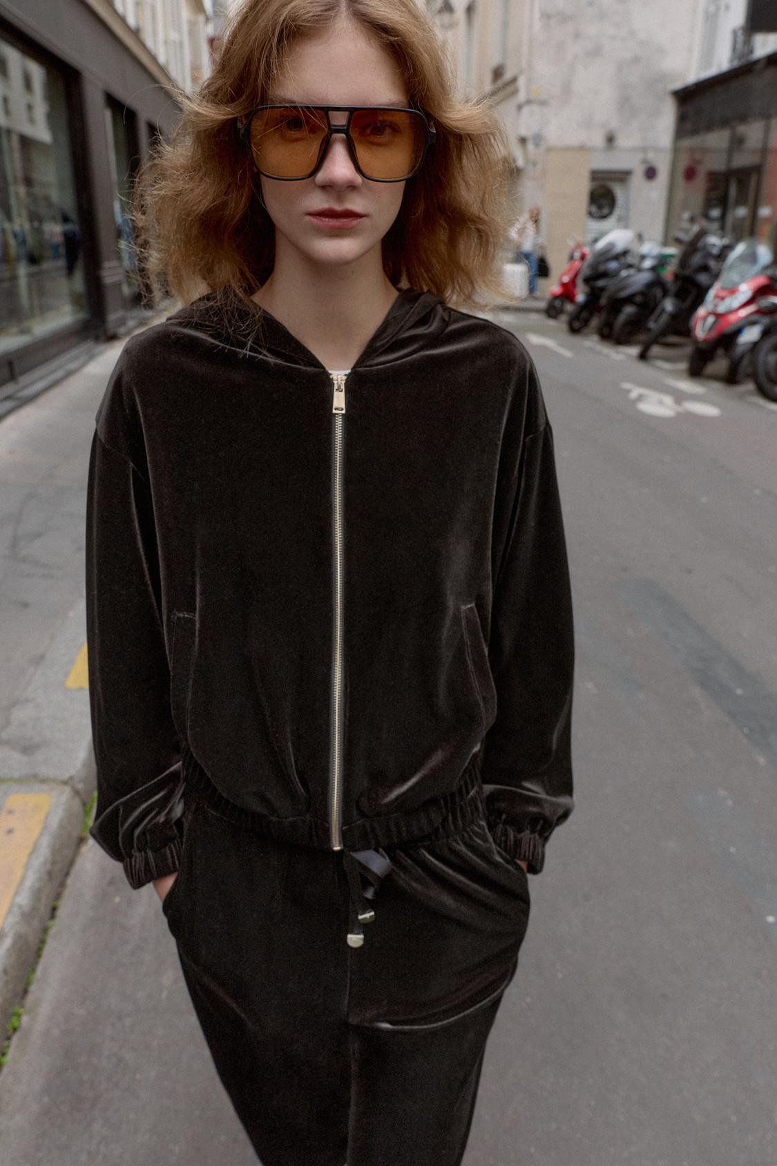 Velvet hoodie tracksuit