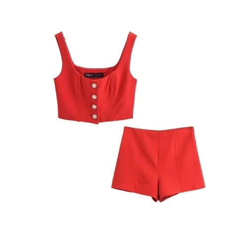 Red shorts set